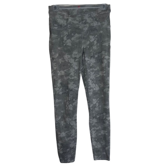 SPANX Women’s Jeanish Camo Leggings Size Small (2-4) Stone Wash Camo - Picture 2 of 11